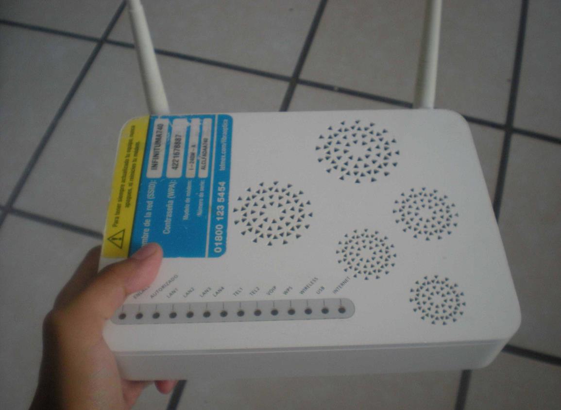 Colonos de Acayucan aquejan pésimo servicio de teléfono e internet