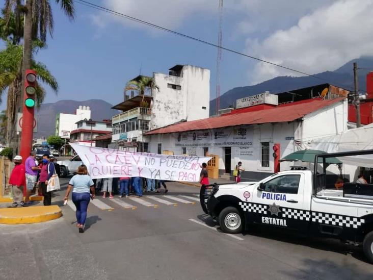 Nueva protesta en Río Blanco por falta de agua