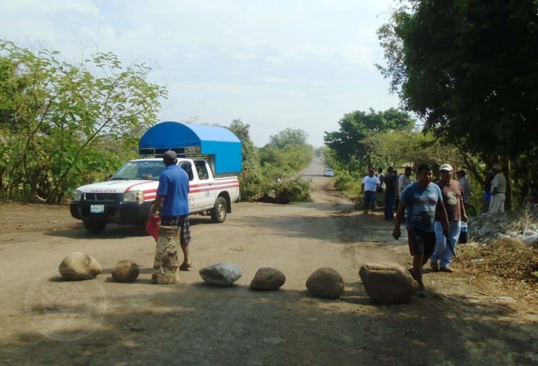 Traslado de muertos por Coronavirus moviliza a pobladores de Tonalapan