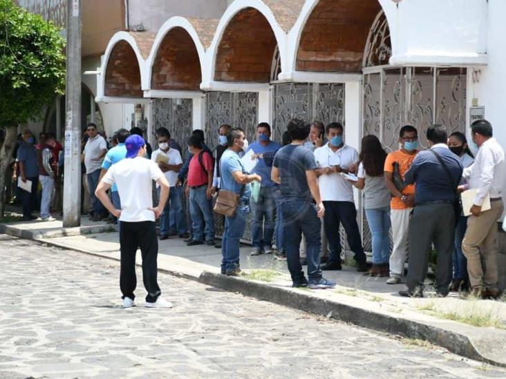 En Xalapa, buscan taxistas registrarse en programa de apoyo