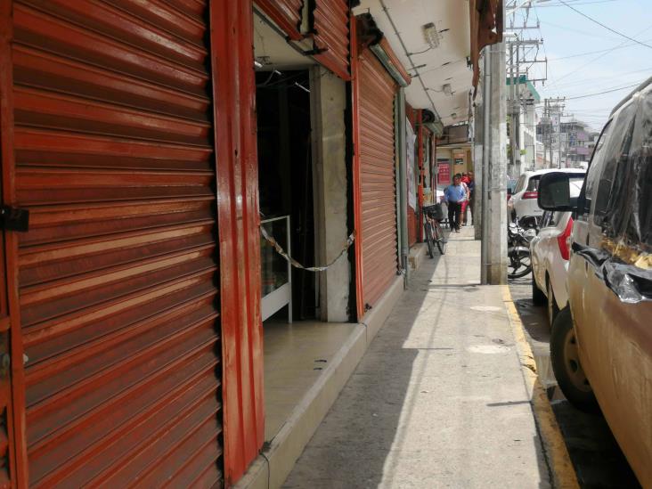 Acceso a mercados de Tuxpan comienzan a restringirse