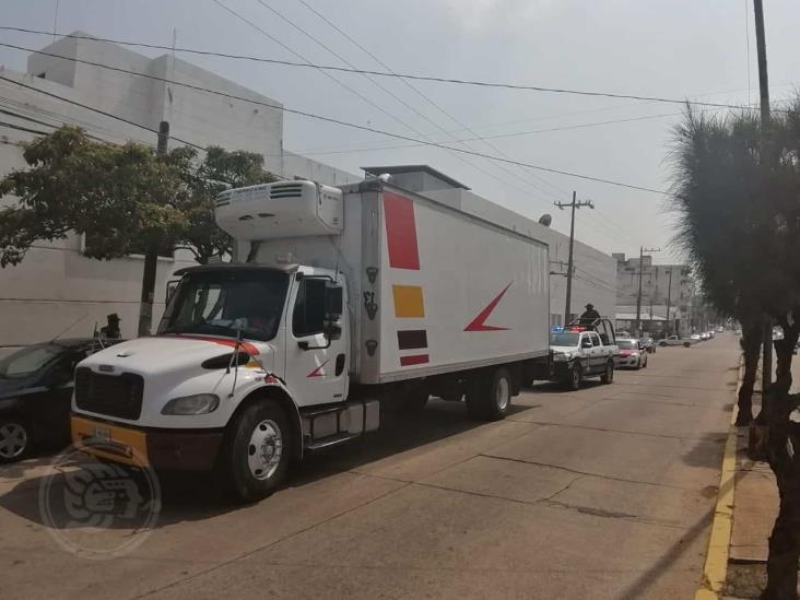 Entregan equipo médico para combatir pandemia en Hospital de Coatzacoalcos