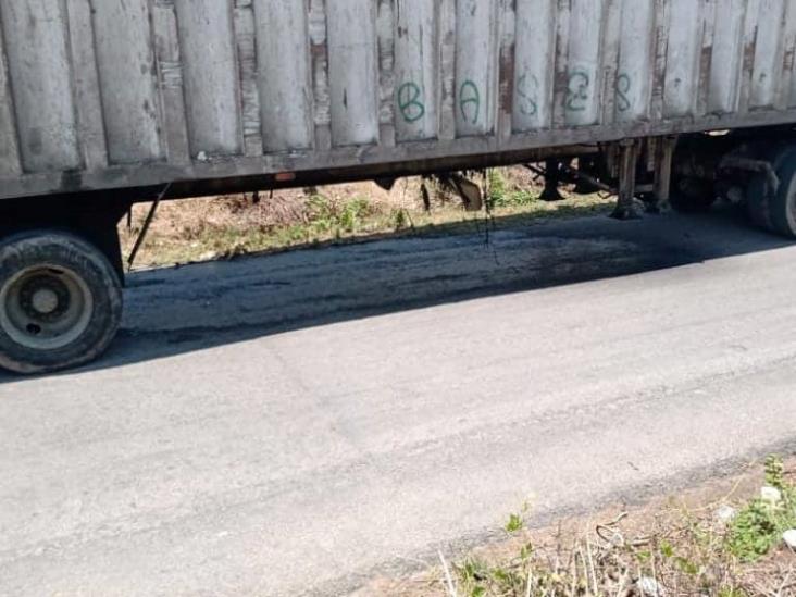 En Aquila impiden a Alcaldía de Córdoba tirar basura ilegalmente