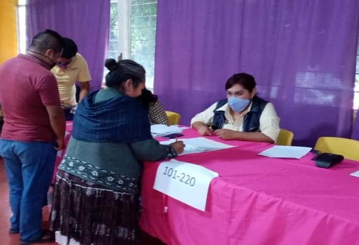 En Ixhuatlancillo, entregan despensas con recursos del Fortamun