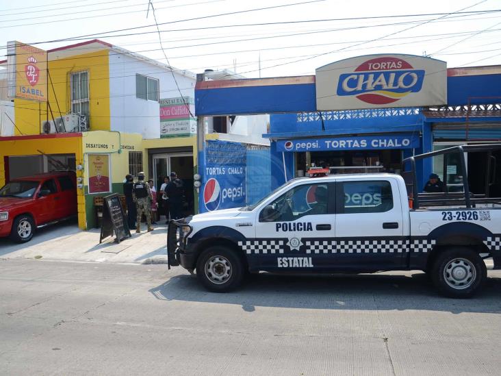 Sujetos armados interrumpen con violento asalto negocio en fraccionamiento Virginia