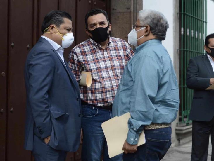 Unen fuerzas PAN-PRD y PRI contra reforma electoral en Veracruz