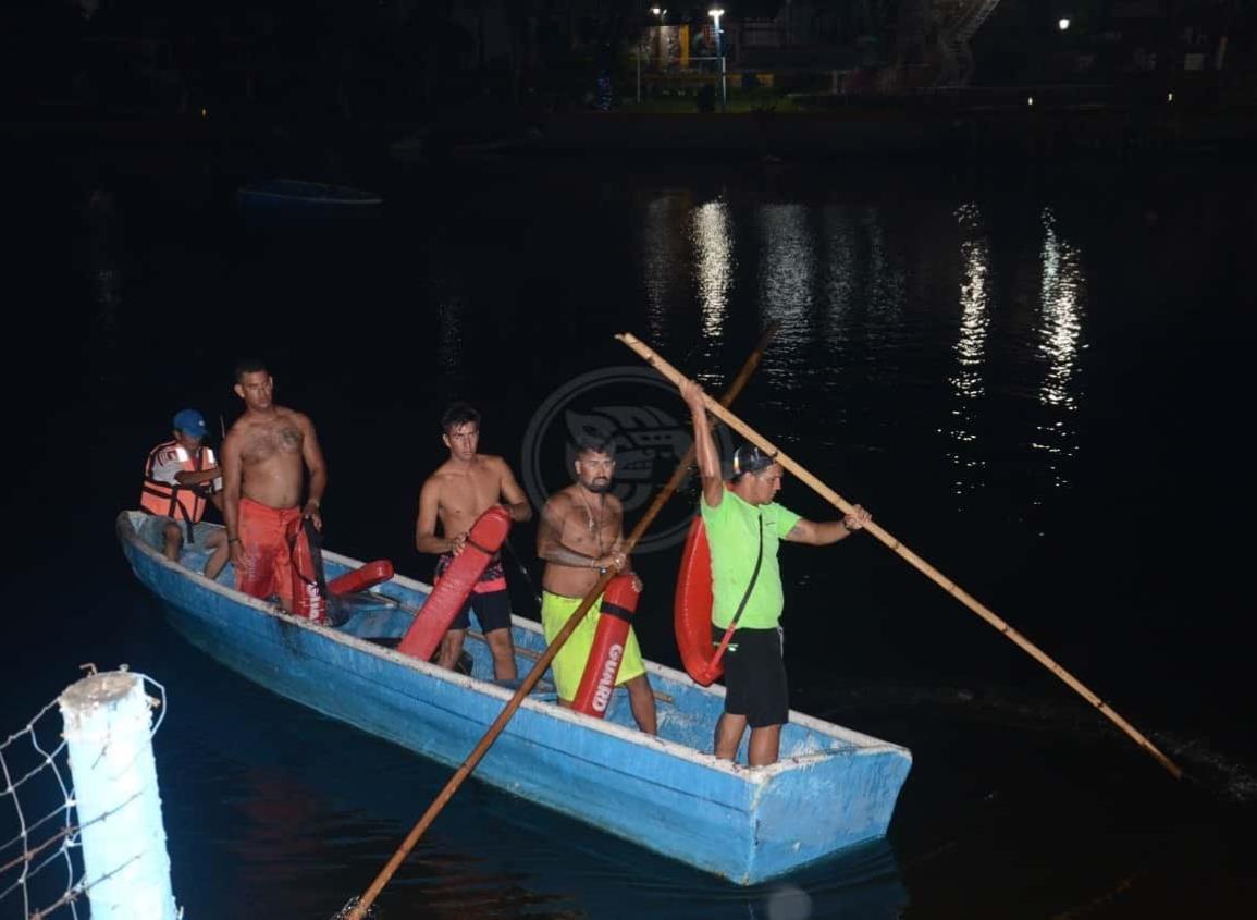 Familia se accidenta en laguna de Alvarado; madre e hijo pierden la vida