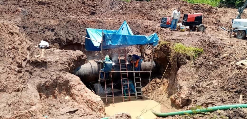 La CAEV y PMA reparan 5 fugas en tubería del acueducto Yuribia