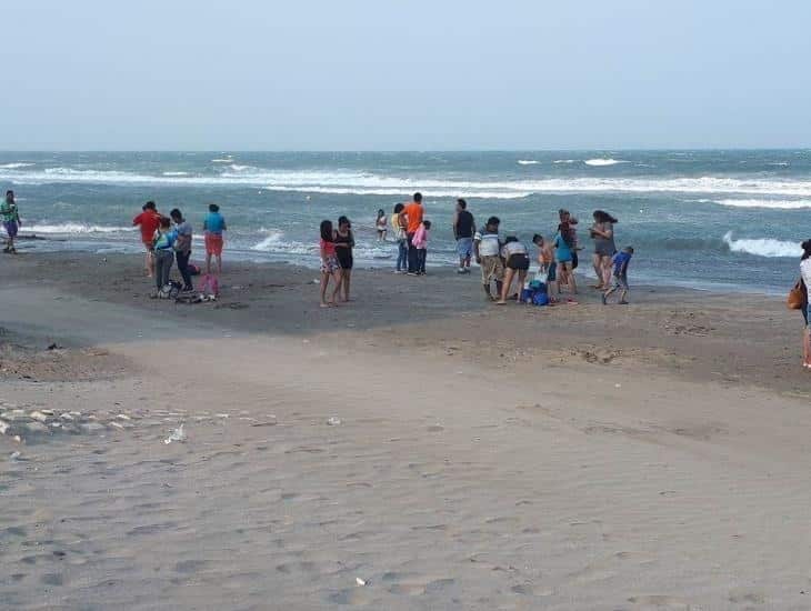 Playas de la Riviera Veracruzana registran aumento de personas durante cuarentena