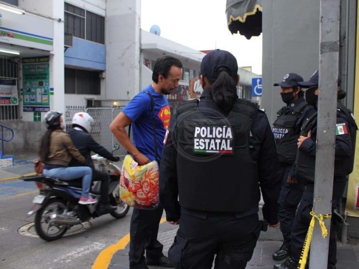 #QuédateEnCasa: Instalan filtros sanitarios en el centro de Xalapa