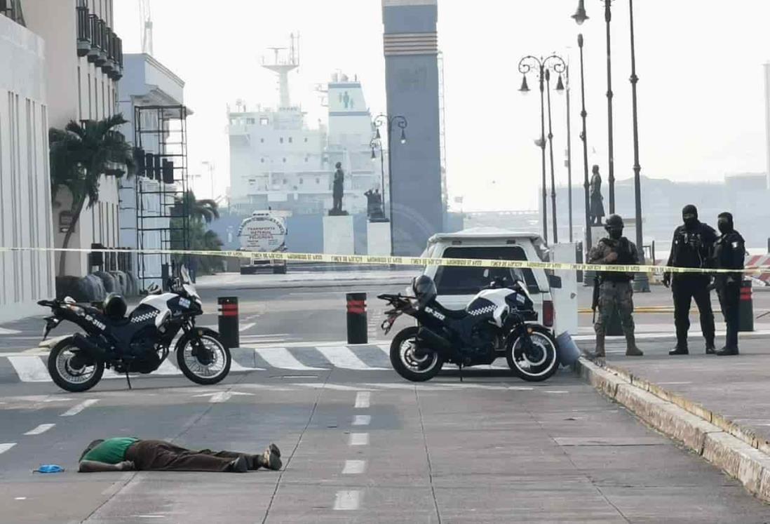 Muere hombre en plena calle del malecón de Veracruz