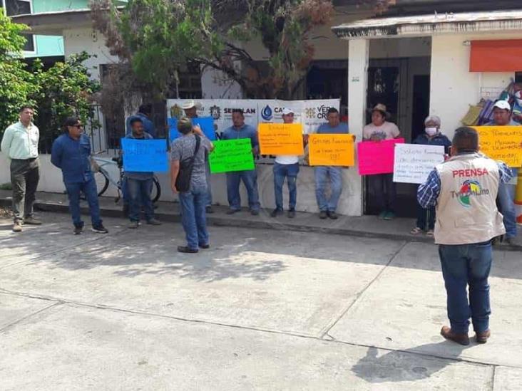 En Yanga, empleados de CAEV suspenden actividades