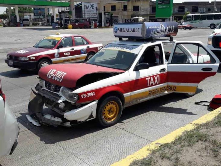 Se registra accidente automovilístico al norte de la ciudad de Veracruz