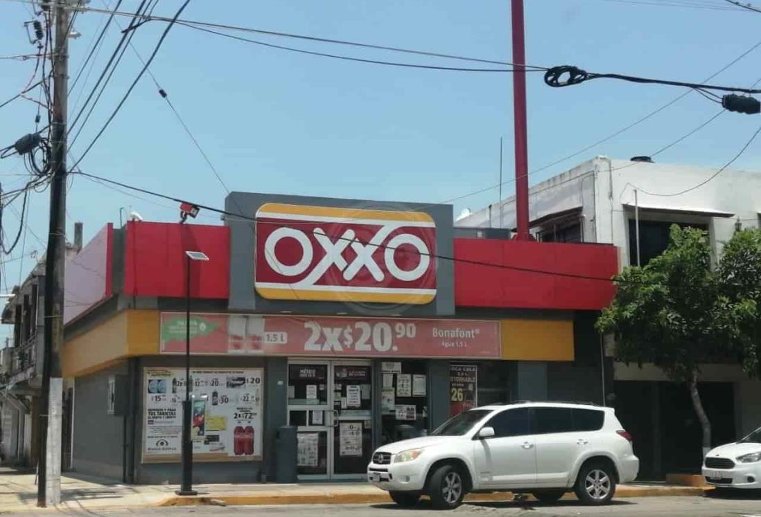 Con medidas sanitarias, siguen los asaltos a Oxxos en Coatzacoalcos