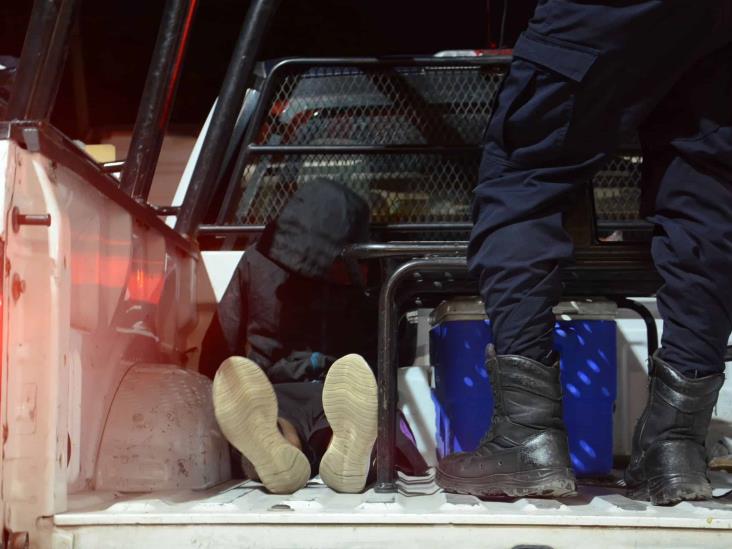 Detienen a joven que intento asaltar tienda de conveniencia