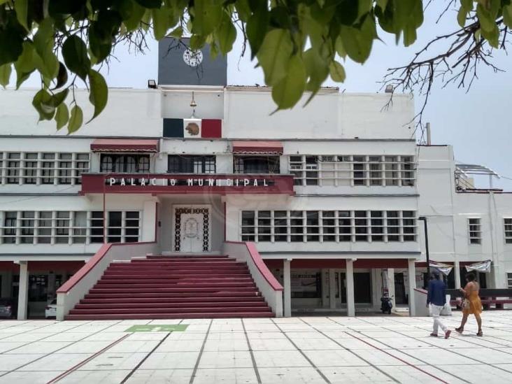 Definen direcciones y secretarías en Ayuntamiento de Coatzacoalcos