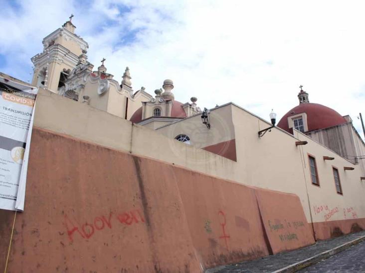 Vandalizan fachada de Iglesia de San José en Xalapa