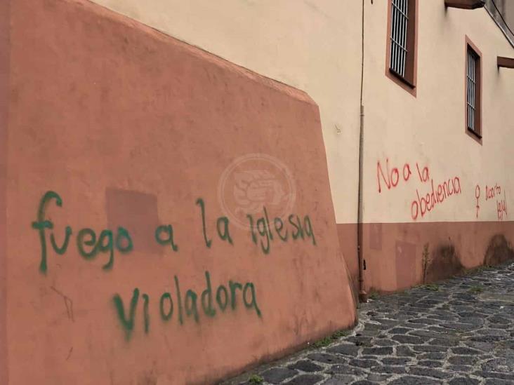 Vandalizan fachada de Iglesia de San José en Xalapa