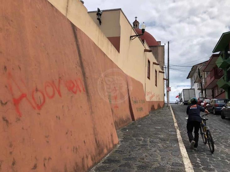 Vandalizan fachada de Iglesia de San José en Xalapa