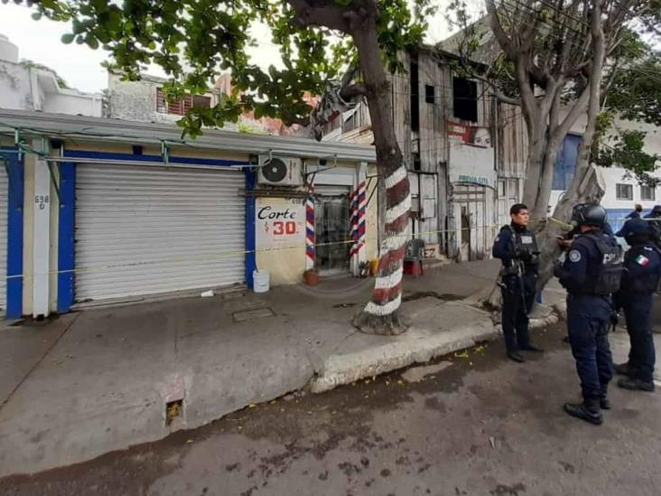 Hallan a hombre sin vida al interior de su vivienda en centro de Veracruz