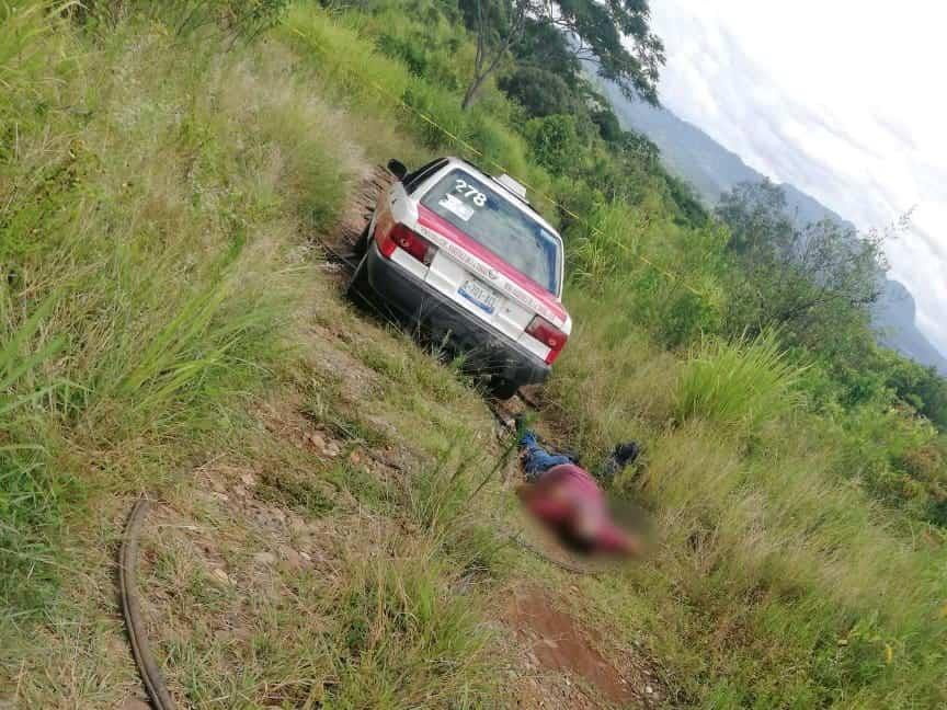 Ejecutan a taxista y lo localizan en terracería de Martínez de la Torre