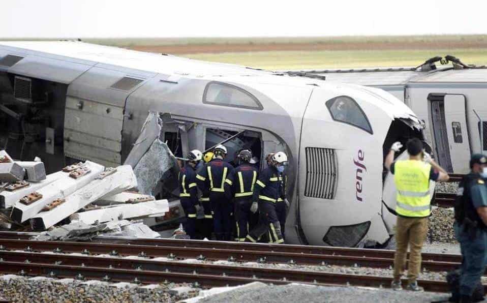 Descarrilamiento de tren deja dos muertos