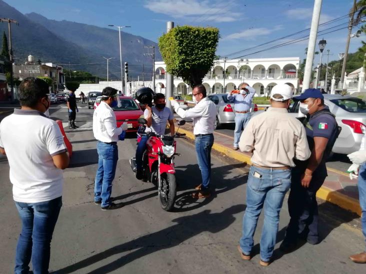 Ayuntamiento instala cerco sanitario en centro de Nogales