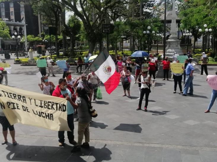 Protestan colonos en Córdoba en demanda de regularización de predios