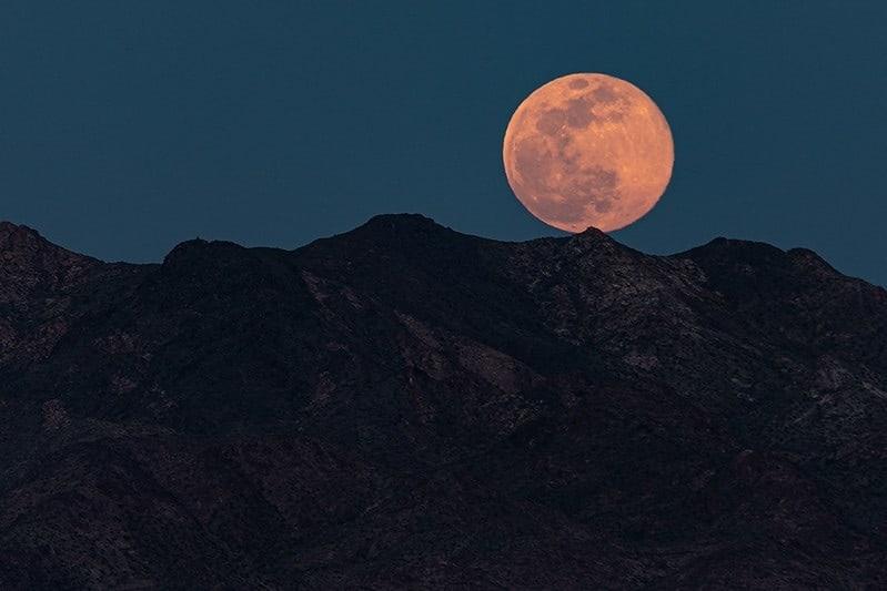 Luna de fresa en junio: ¿Qué es y dónde se verá?