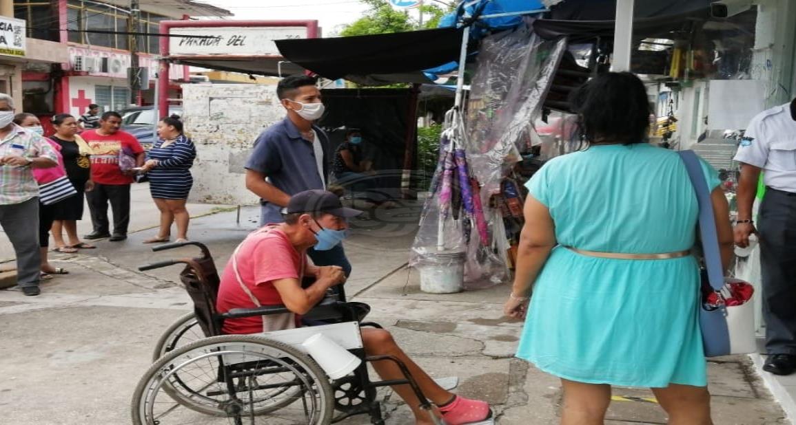 Personas en situación de calles en Agua Dulce,  desamparados en contingencia