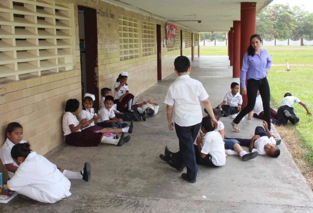 Última semana de clases para alumnos de primaria en Agua Dulce