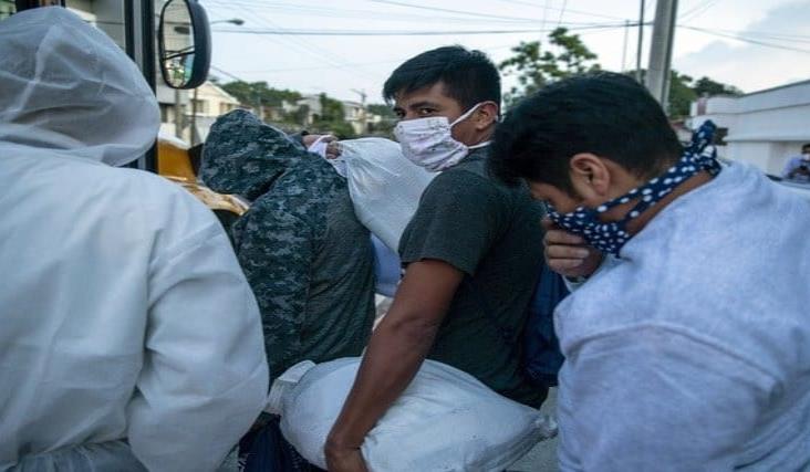 Se reanudan vuelos de guatemaltecos deportados desde EU