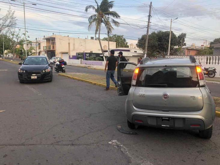 Se registra accidente automovilístico en fraccionamiento Virginia