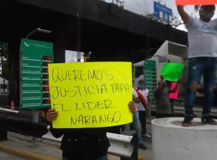 Desquician  autopista Orizaba-Veracruz en demanda  de liberación de cañero