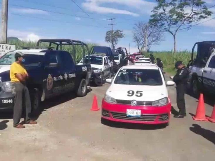 Desquician  autopista Orizaba-Veracruz en demanda  de liberación de cañero