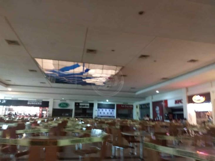 Pandemia deja cierre de negocios en Plaza Américas en Xalapa