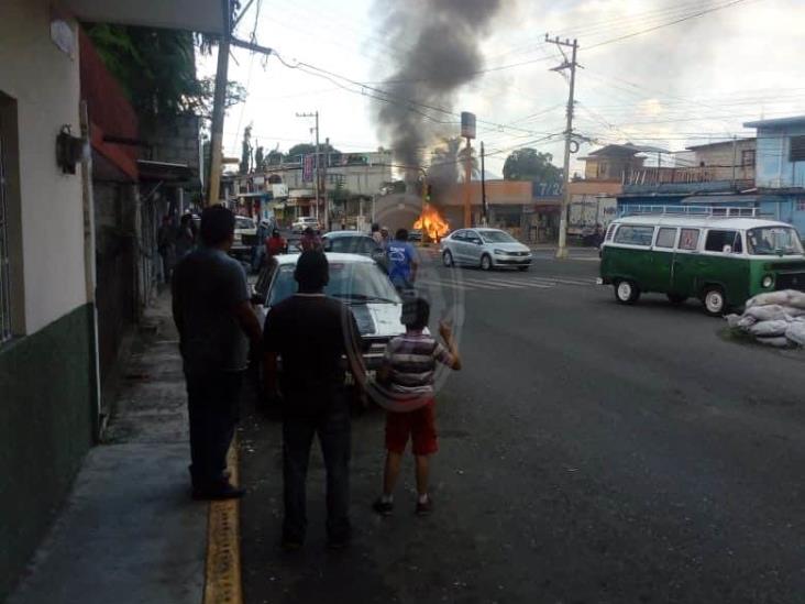 Se incendia vehículo en Córdoba