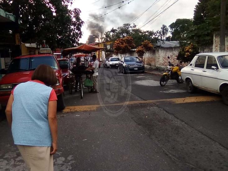 Se incendia vehículo en Córdoba