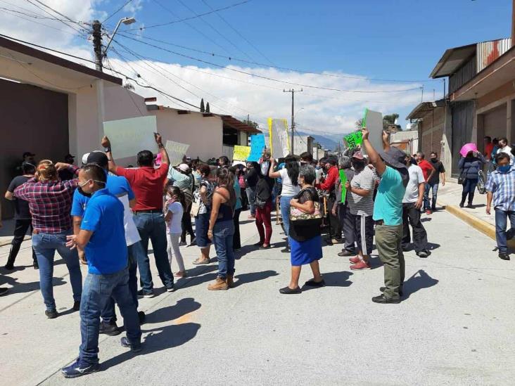 Protestan tianguistas en Mendoza; exigen volver a trabajar