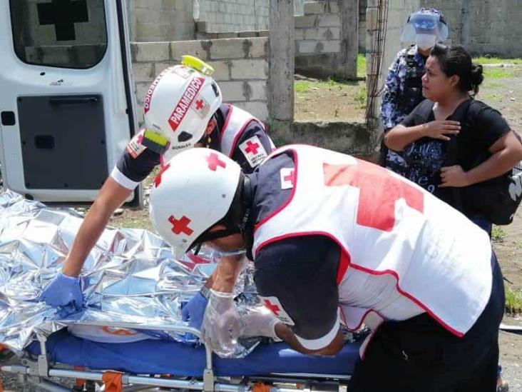 Hombre intenta prender fogón y resulta con severas quemaduras