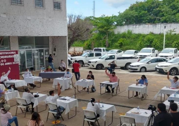 Finanzas sanas mantiene Gobierno de Minatitlán; aprueba cabildo estados financieros