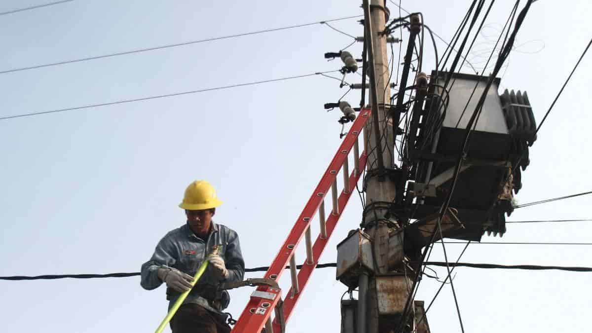 Sismo deja sin luz a 2.6 millones de personas: CFE