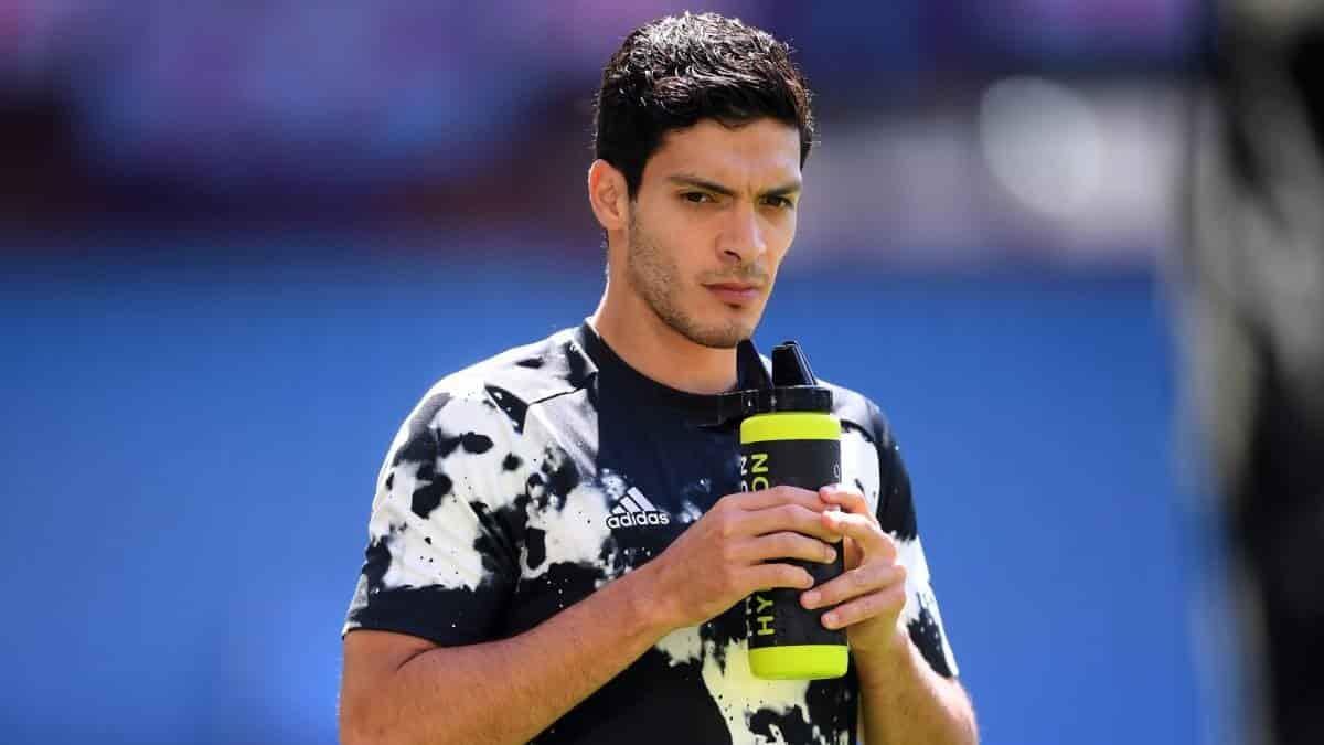 DT del Wolves aclara situación de Raúl Jiménez