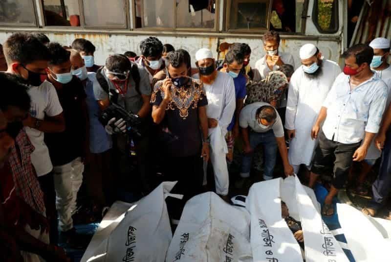 Al menos 30 muertos en Bangladés en un accidente de transbordador