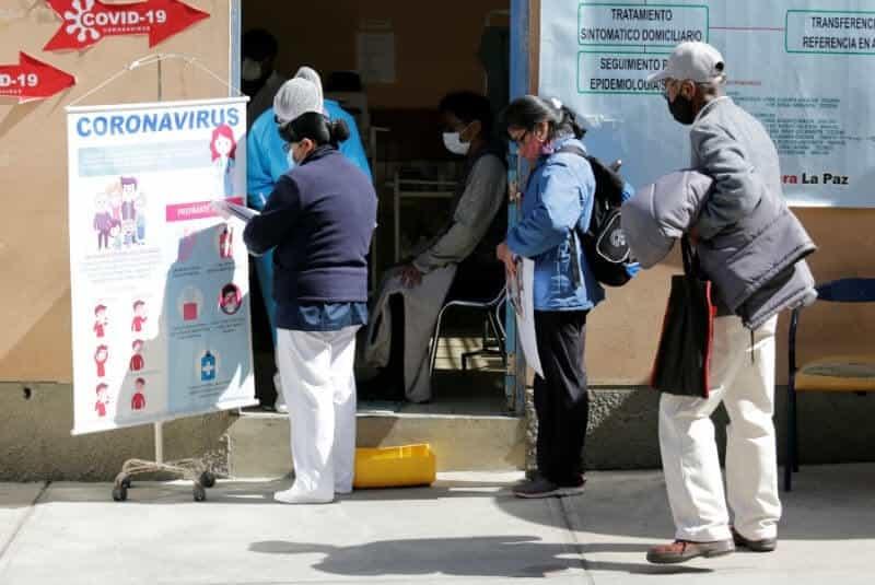 Región de Bolivia suministra dióxido de cloro a pacientes con Covid-19