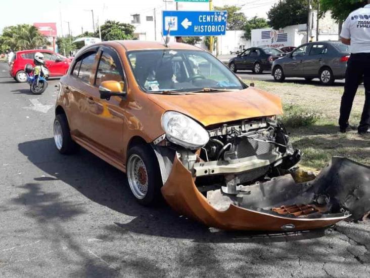 Fuerte accidente en colonia centro de la ciudad de Veracruz deja una persona herida