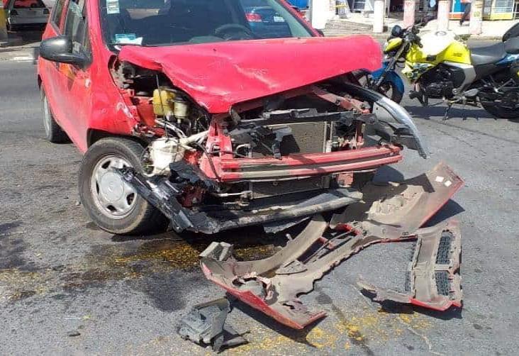 Fuerte accidente en colonia centro de la ciudad de Veracruz deja una persona herida