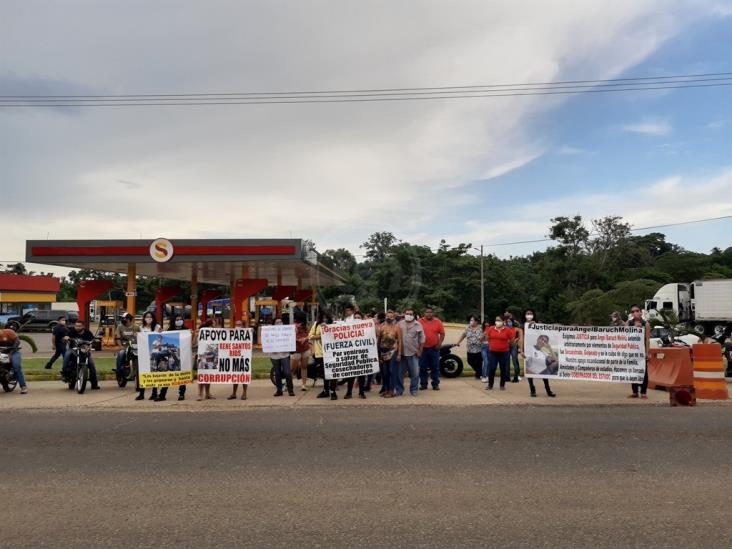 Exigen liberación de jóvenes detenidos arbitrariamente en Acayucan