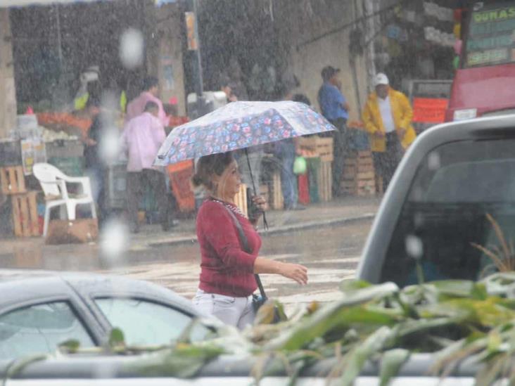 Onda tropical 12, ocasionará lluvias en las próximas horas