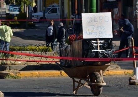 Colapsan servicios funerarios en Bolivia